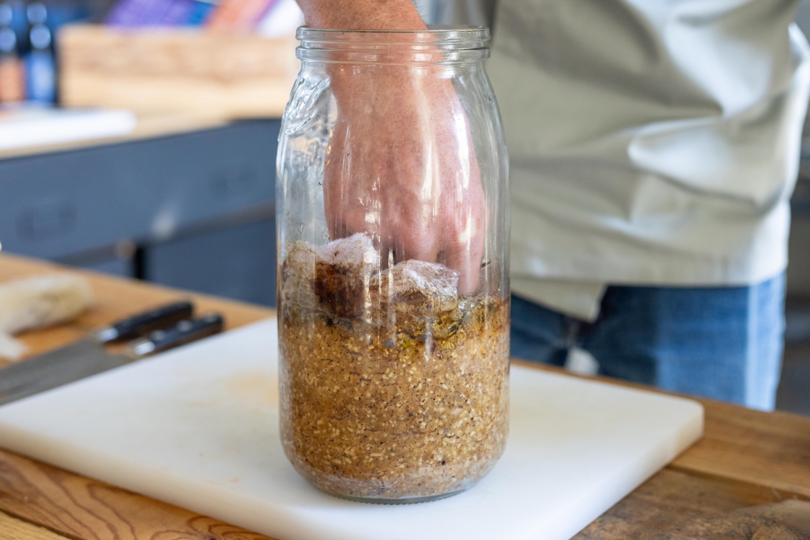Pot de miso artisanal avec cuillère en bois